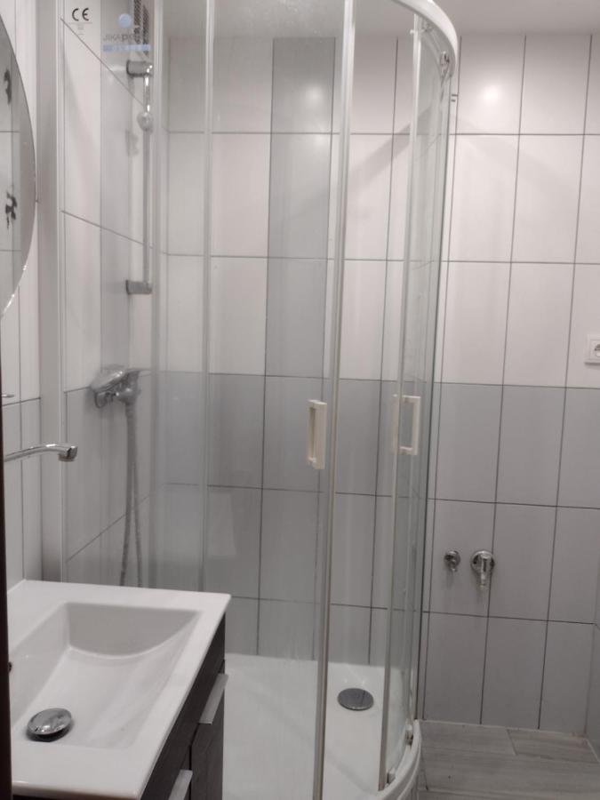 Apartmens Kv Karlovy Vary Ngoại thất bức ảnh